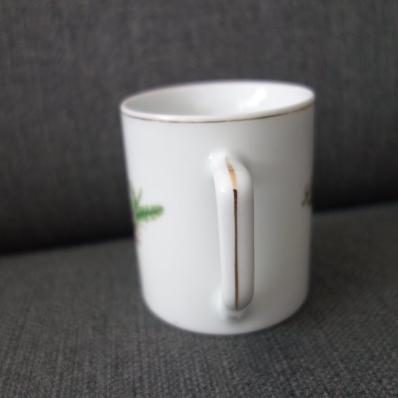 Ceramic Coffee Mug with Gold Trim - Picture 6 of 12